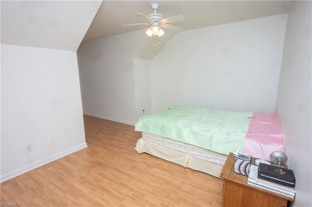 10 Hudson Circle, Greensboro, NC 27410