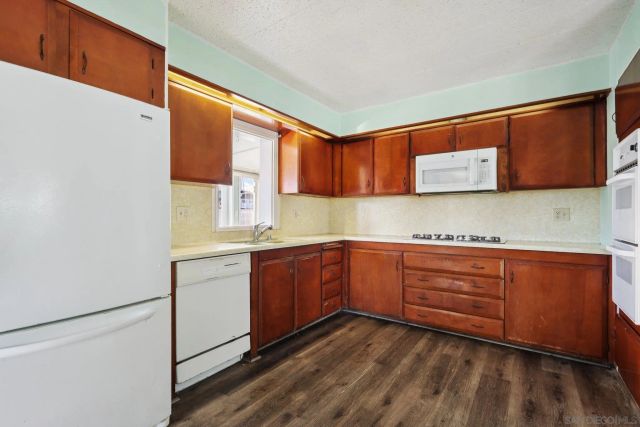 1215 Anchors Way Drive 135, Ventura, CA 93001