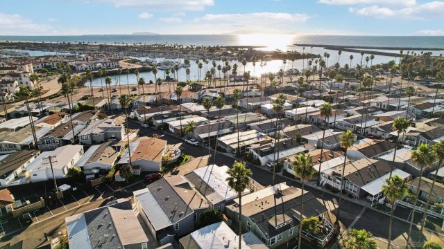 1215 Anchors Way Drive 135, Ventura, CA 93001