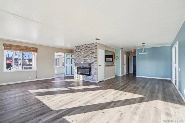 1215 Anchors Way Drive 135, Ventura, CA 93001