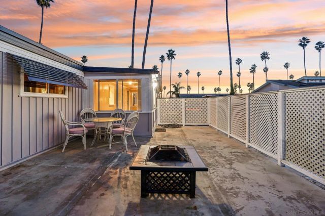 1215 Anchors Way Drive 135, Ventura, CA 93001