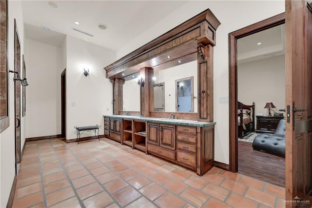 2304 Antigua Drive, Mission, TX 78572