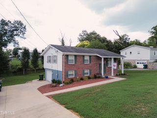 300 Pinecrest Drive, Greeneville, TN 37743