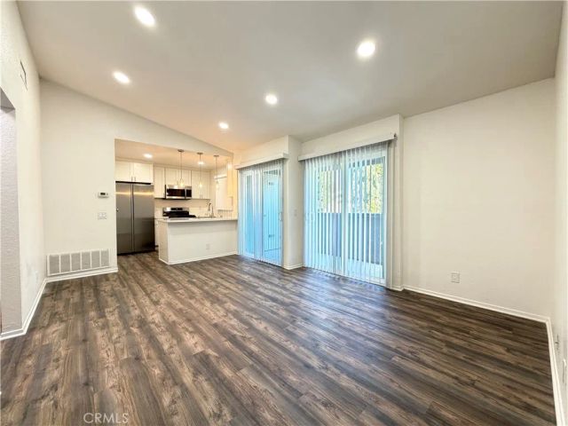 14030 McClure Avenue 201, Paramount, CA 90723