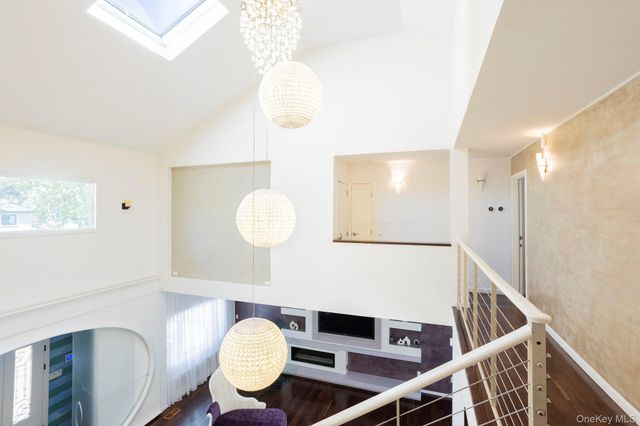219-26 Peck Avenue, Hollis Hills, NY 11427