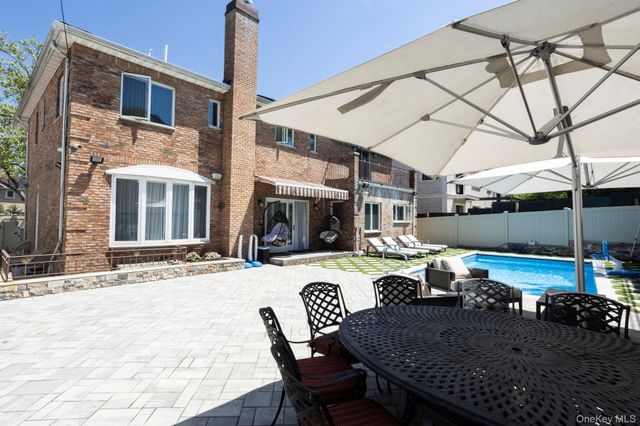 219-26 Peck Avenue, Hollis Hills, NY 11427