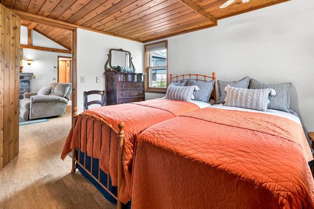 N6491 HARRISON ROAD, Hilbert, WI 54129