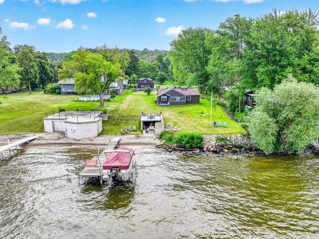 N6491 HARRISON ROAD, Hilbert, WI 54129