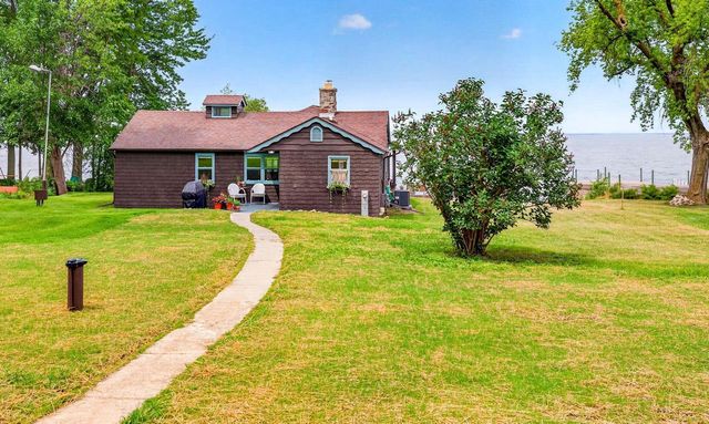 N6491 HARRISON ROAD, Hilbert, WI 54129