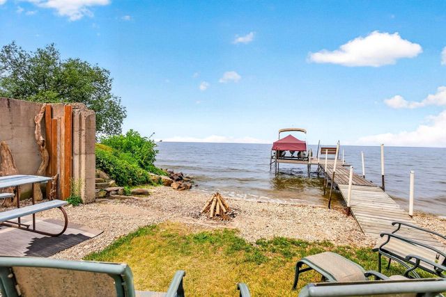 N6491 HARRISON ROAD, Hilbert, WI 54129