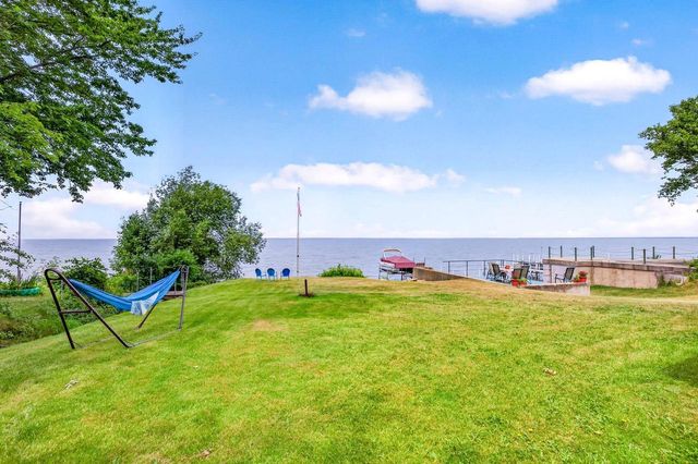 N6491 HARRISON ROAD, Hilbert, WI 54129