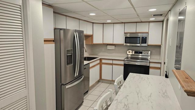 4200 Oaks Terrace 203, Pompano Beach, FL 33069