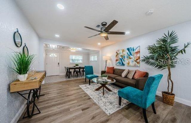 1947 CHENANGO AVENUE, Clearwater, FL 33755