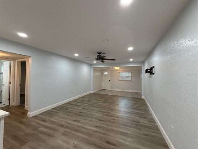 1947 CHENANGO AVENUE, Clearwater, FL 33755