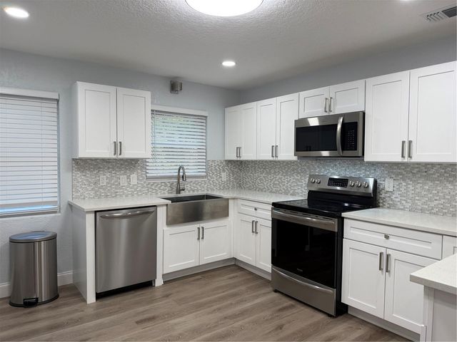 1947 CHENANGO AVENUE, Clearwater, FL 33755