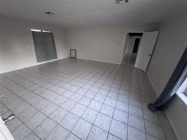 3120 Shadybrook Drive, Midwest City, OK 73110