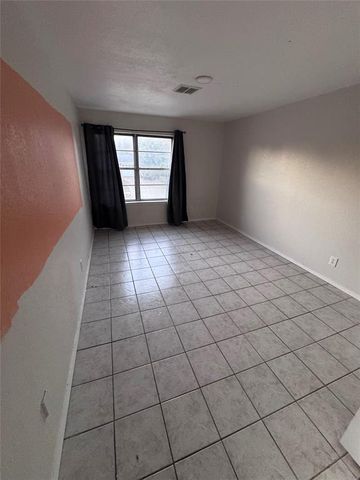 3120 Shadybrook Drive, Midwest City, OK 73110