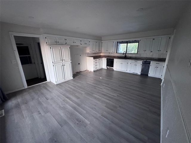 3120 Shadybrook Drive, Midwest City, OK 73110