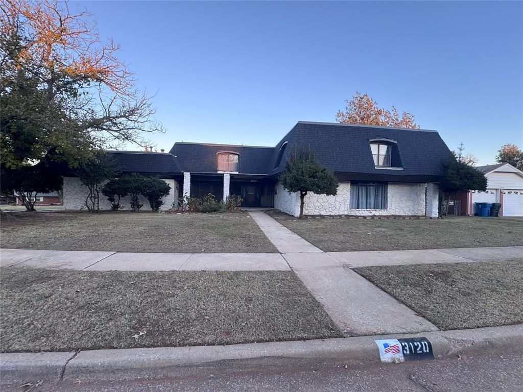 Image 1 of property listing at 3120 Shadybrook Drive, Midwest City, OK 73110