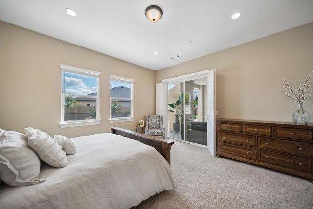 819 Bellagio Terrace, Redding, CA 96003