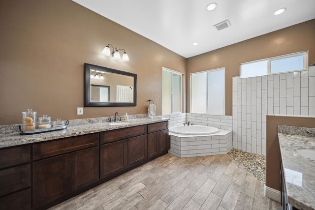 819 Bellagio Terrace, Redding, CA 96003