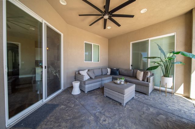819 Bellagio Terrace, Redding, CA 96003