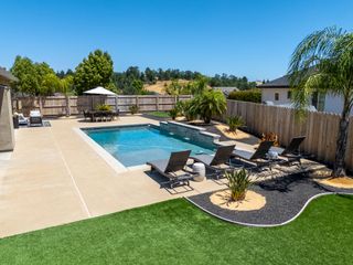819 Bellagio Terrace, Redding, CA 96003