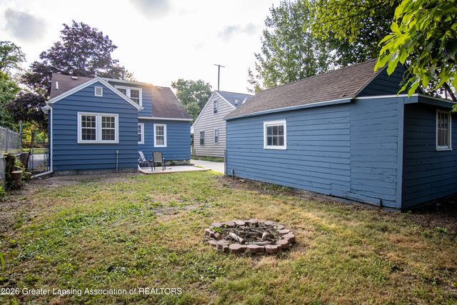 2605 Forest Avenue, Lansing, MI 48910