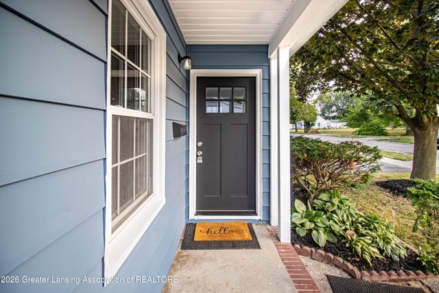 2605 Forest Avenue, Lansing, MI 48910