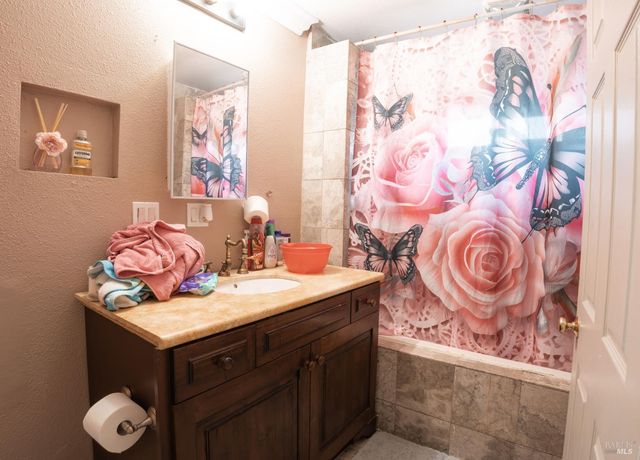 100 Gleason Ave, Vallejo, CA 94590