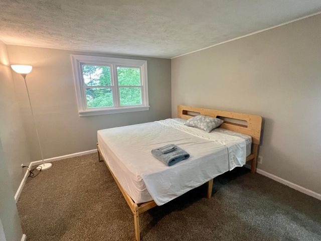 2846 Oak Street, Stevensville Vllg, MI 49127