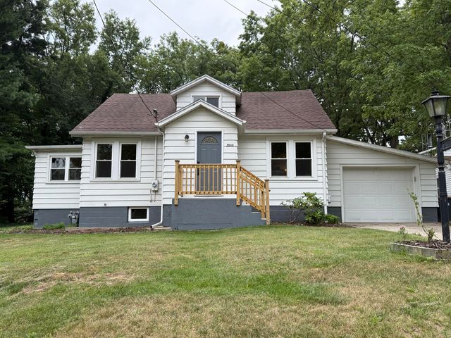 2846 Oak Street, Stevensville Vllg, MI 49127