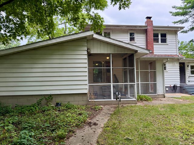 2846 Oak Street, Stevensville Vllg, MI 49127
