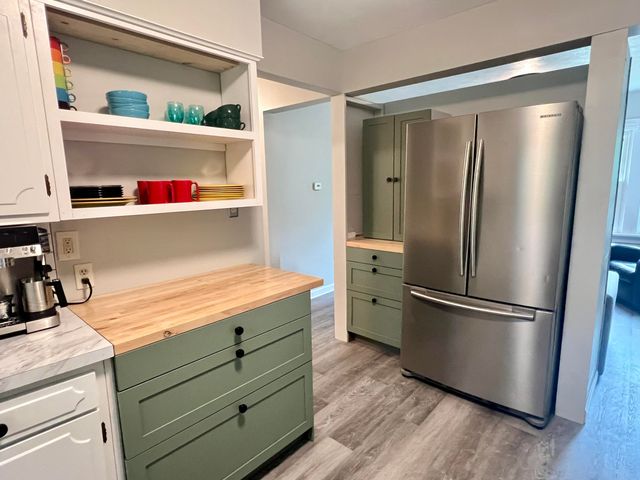 2846 Oak Street, Stevensville Vllg, MI 49127