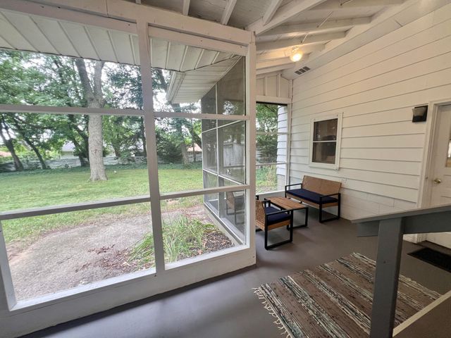 2846 Oak Street, Stevensville Vllg, MI 49127