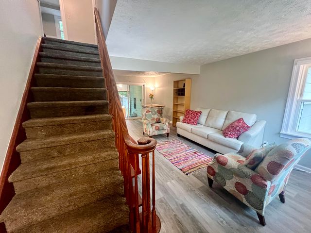2846 Oak Street, Stevensville Vllg, MI 49127