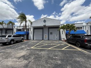 5520-5522 NW 72nd Ave 5520, Miami, FL 33166