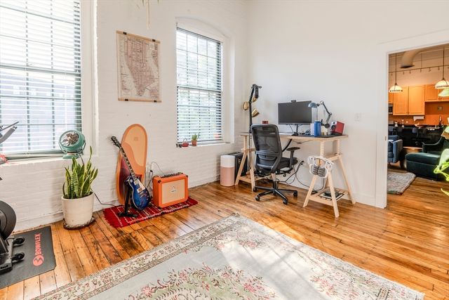 144 Moody St B15-33, Waltham, MA 02453