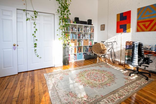 144 Moody St B15-33, Waltham, MA 02453