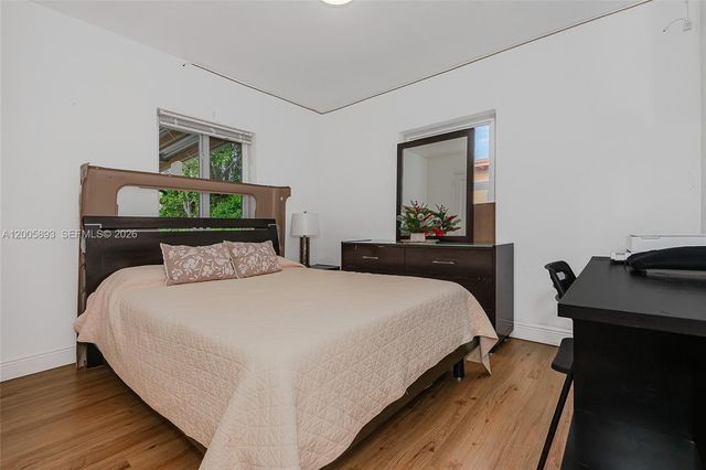 367 E 46th St, Hialeah, FL 33013