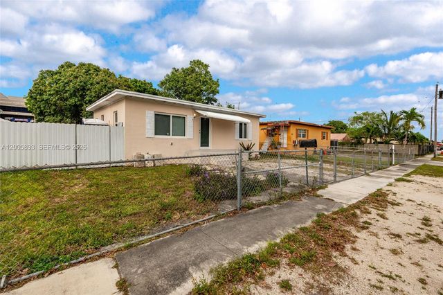 367 E 46th St, Hialeah, FL 33013