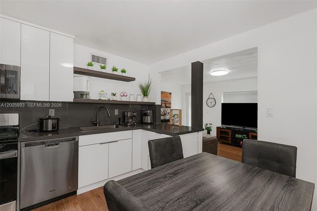 367 E 46th St, Hialeah, FL 33013