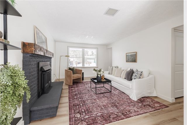 1427 Tudor Way, Farmington, NY 14425