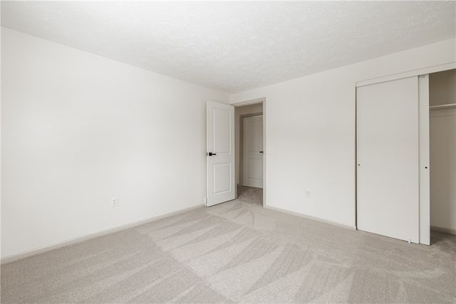 1427 Tudor Way, Farmington, NY 14425