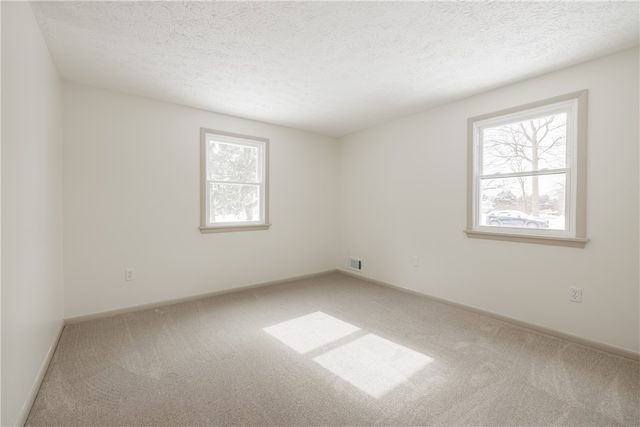 1427 Tudor Way, Farmington, NY 14425