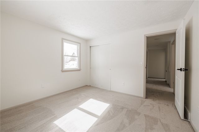 1427 Tudor Way, Farmington, NY 14425