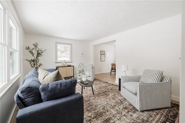 1427 Tudor Way, Farmington, NY 14425