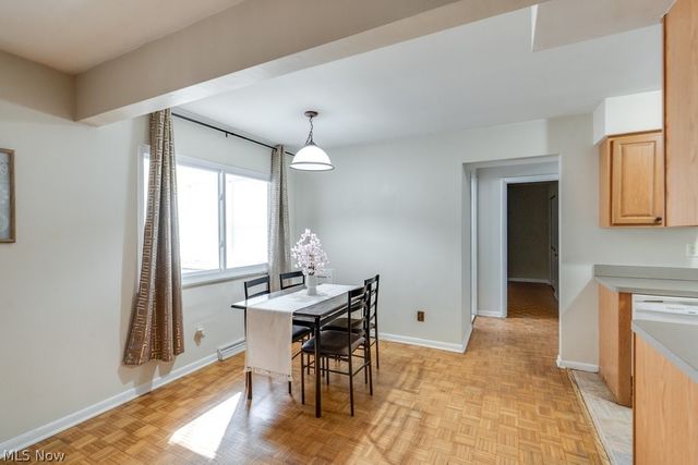 25600 Country Club Boulevard 4, North Olmsted, OH 44070