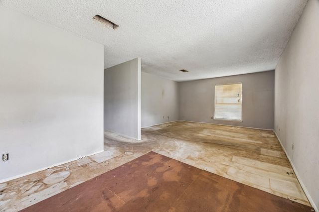 5864 Village Forest Court, Houston, TX 77092