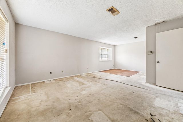 5864 Village Forest Court, Houston, TX 77092